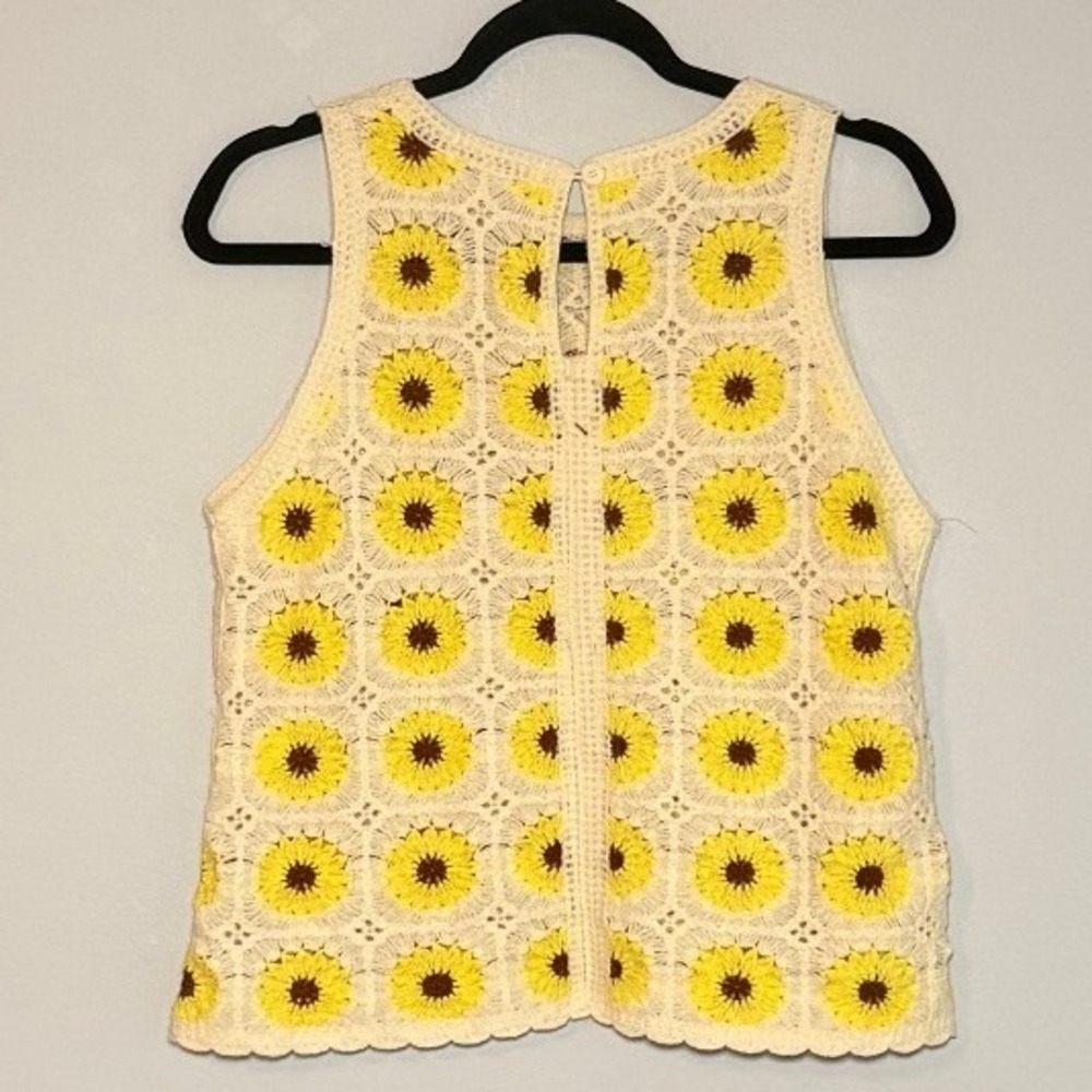 Rebellion Again Sunflower Crochet Granny Square Tank Top Cream Yellow Medium - Picture 2 of 9
